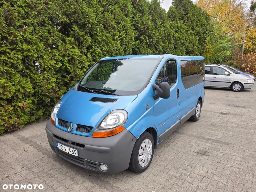 Renault Trafic - 1