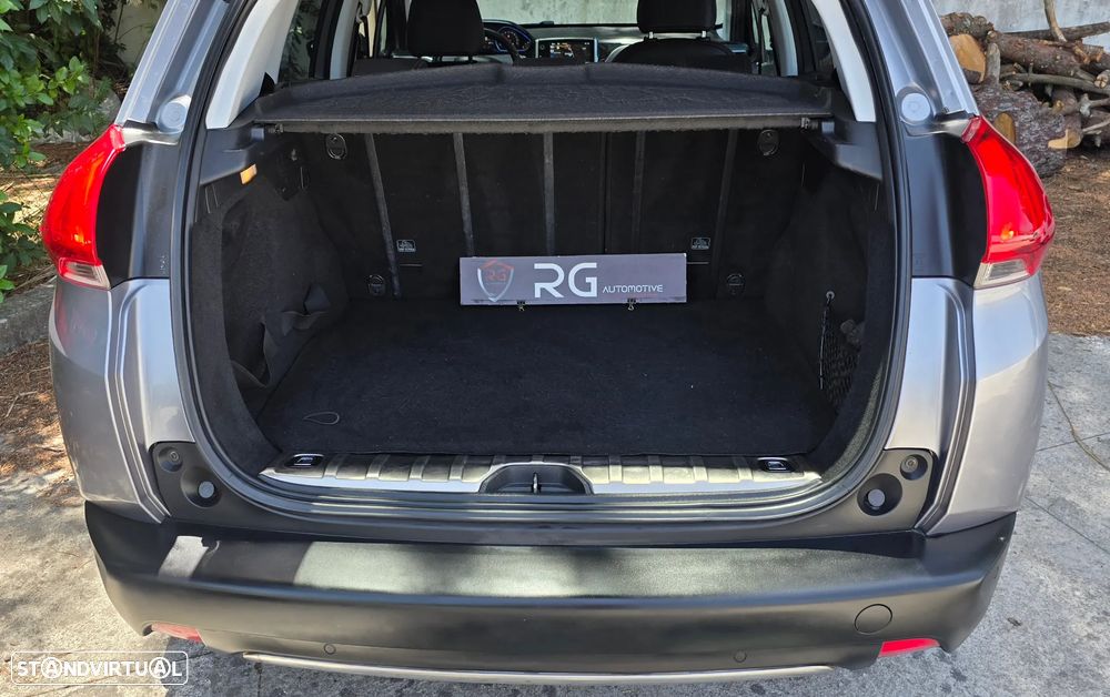 Peugeot 2008 e-HDi FAP 92 STOP & START Allure - 19
