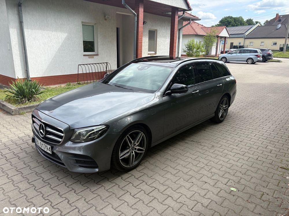 Mercedes-Benz Klasa E 220 d AMG - 3