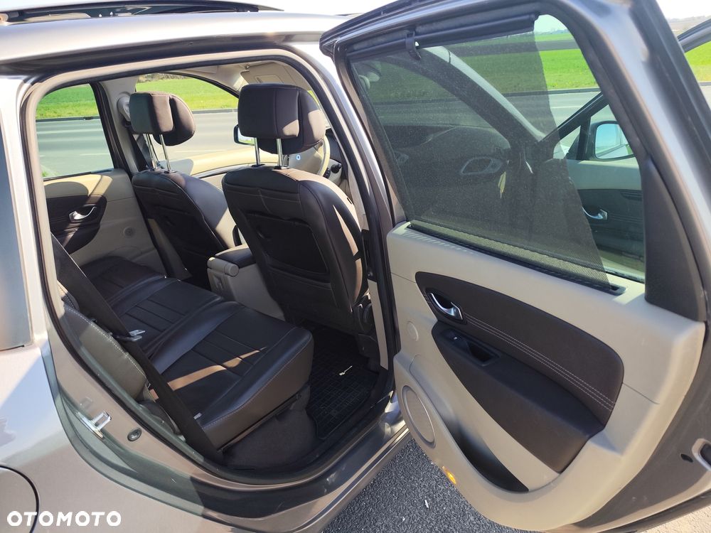 Renault Scenic dCi 150 FAP Luxe - 12