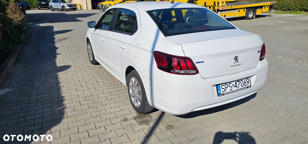 Peugeot 301 1.2 Pure Tech Active - 3