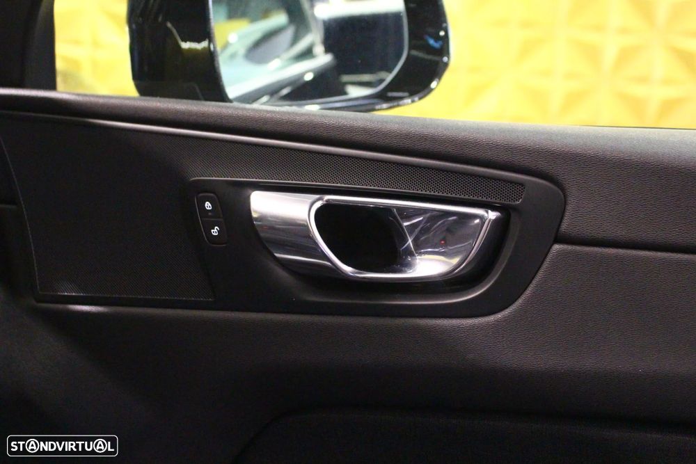 Volvo XC 60 - 18
