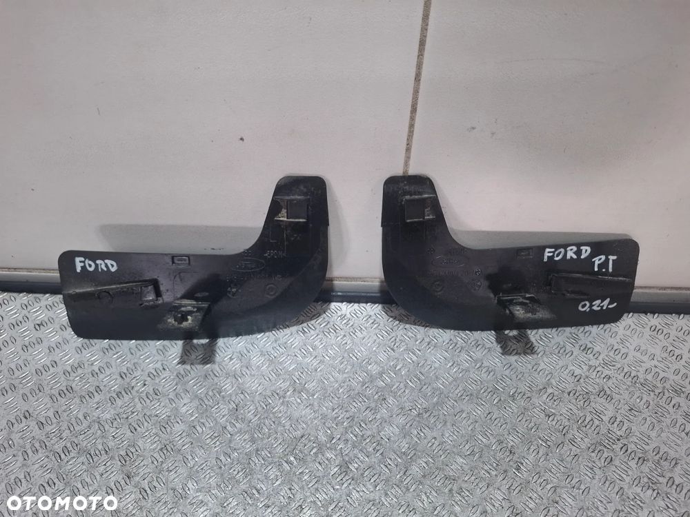 Chlapacz lewy i prawy tył komplet Ford Transit Connect 2021 rok nr BM51A104C20AC BM51A104C21AC - 2