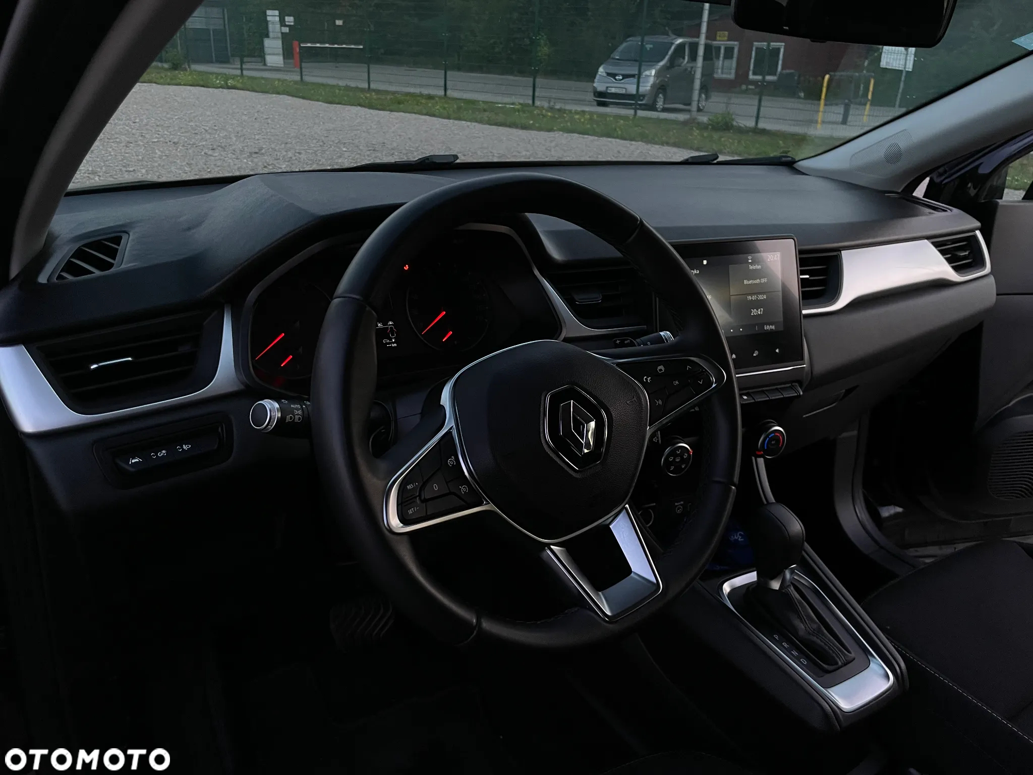 Renault Captur 1.3 TCe mHEV Intens EDC - 17
