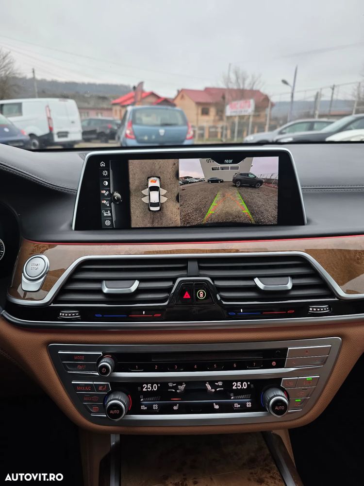 BMW Seria 7 740e iPerformance - 18