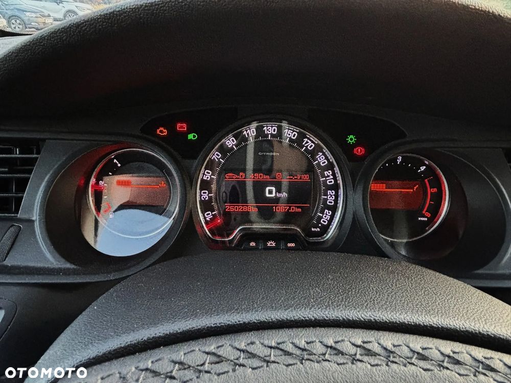 Citroën C5 2.0 HDi Exclusive - 10