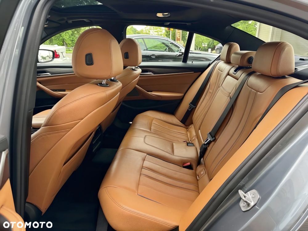 BMW Seria 5 540i xDrive M Sport sport - 15