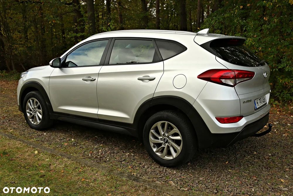 Hyundai Tucson 1.7 CRDI BlueDrive GO 2WD - 27