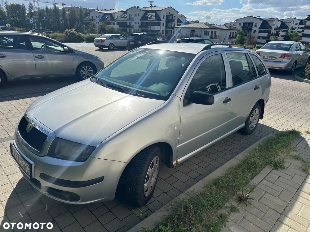Skoda Fabia - 11