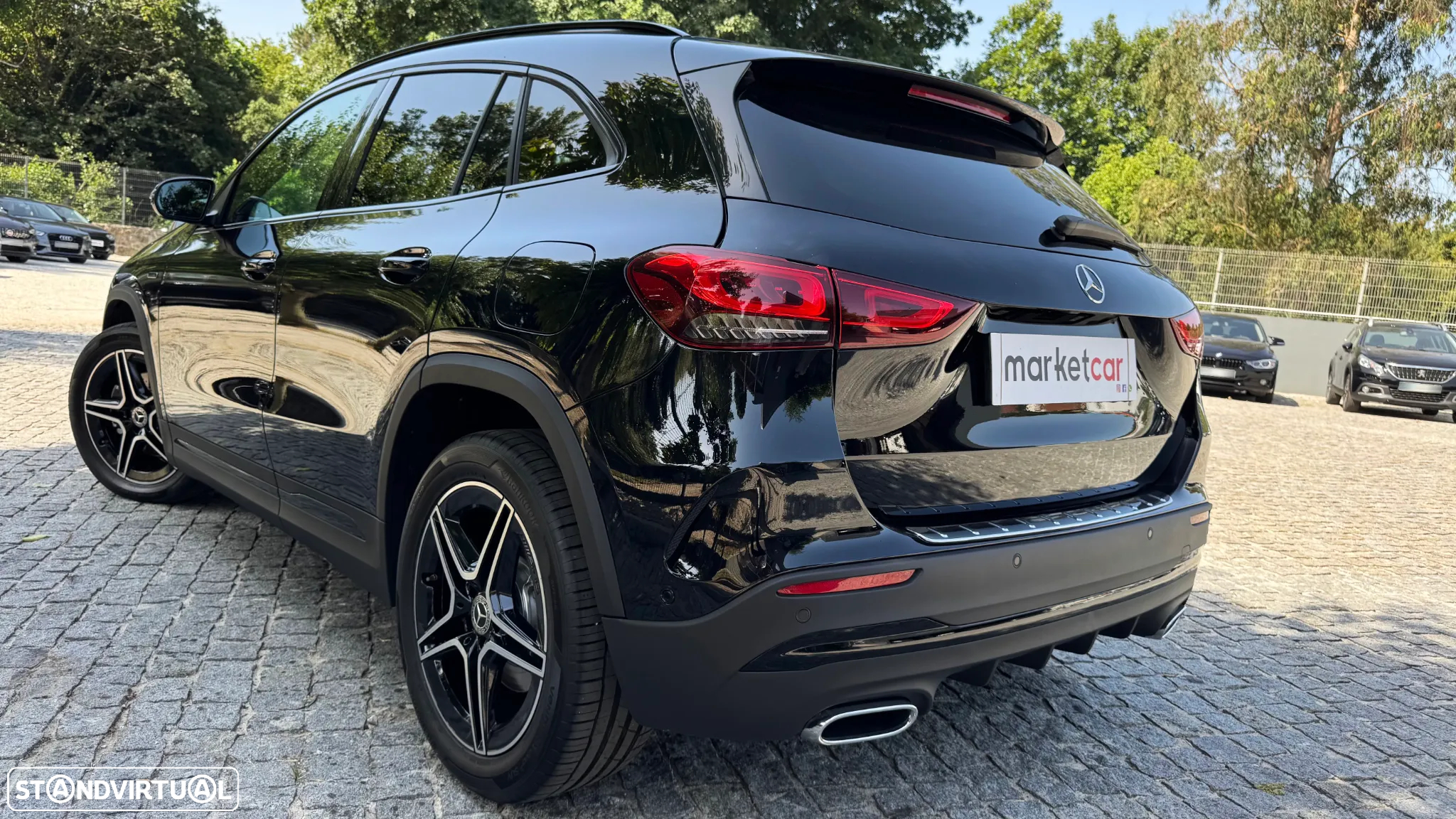 Mercedes-Benz GLA 250 e AMG Line - 11