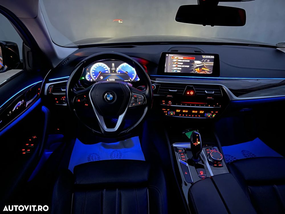 BMW Seria 5 520d xDrive Aut. Luxury Line - 20