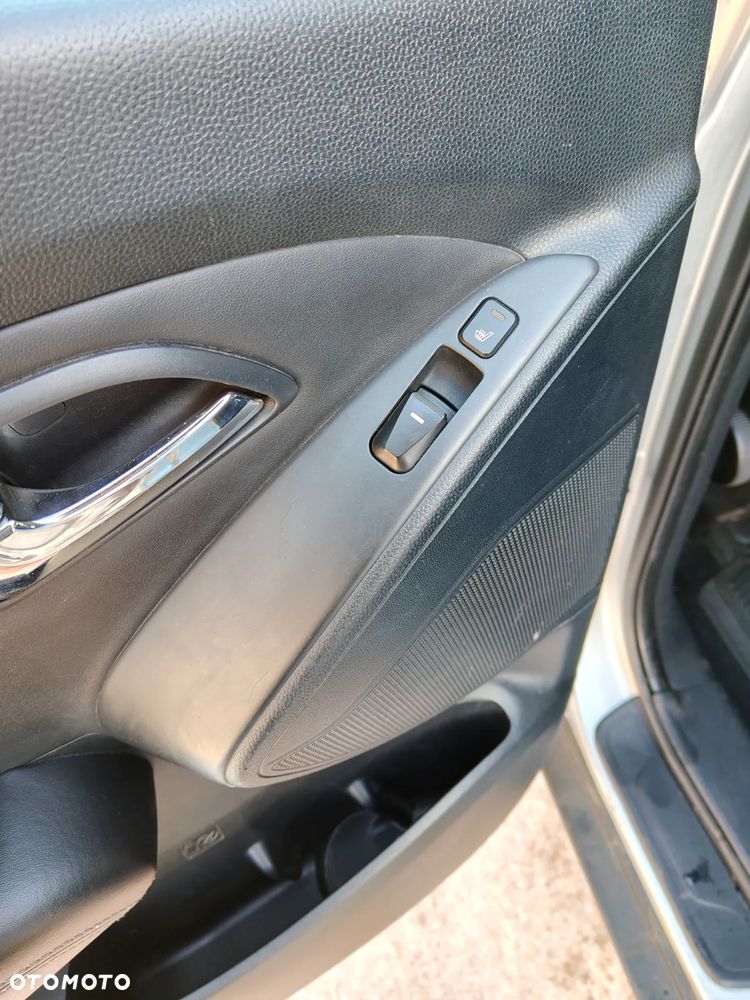 Hyundai ix35 1.7 CRDi 2WD blue Style - 16