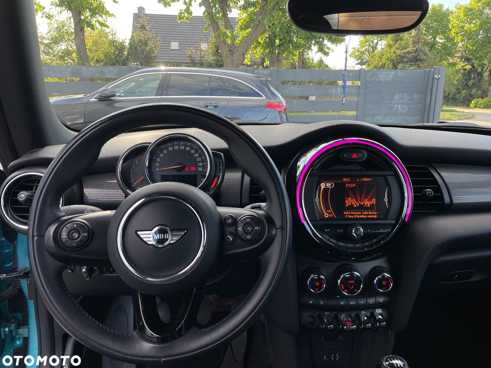 MINI Cooper Standard - 22
