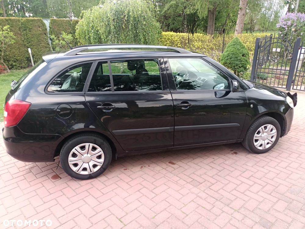 Skoda Fabia 1.4 16V Ambiente - 6