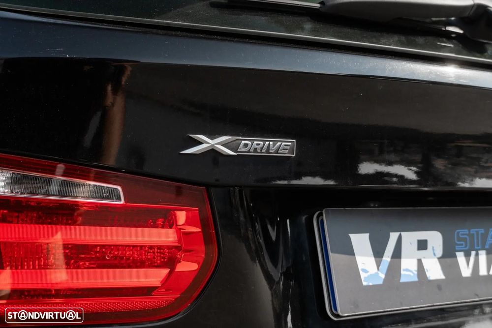 BMW 320 d xDrive Line Luxury - 37