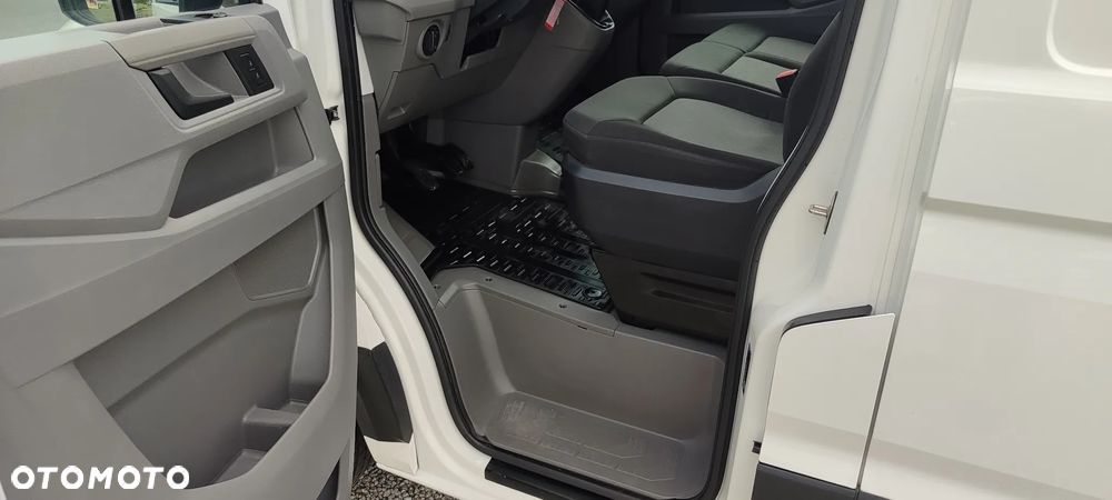Volkswagen CRAFTER - 17