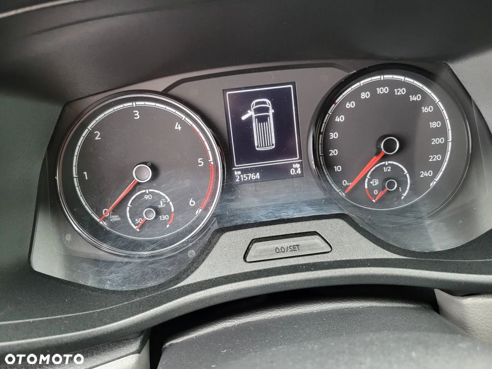 Volkswagen T6.1-2.0 TDI-110 KM-ŁADNY - 10