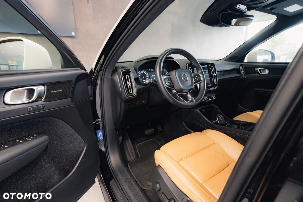 Volvo XC 40 T4 AWD - 10