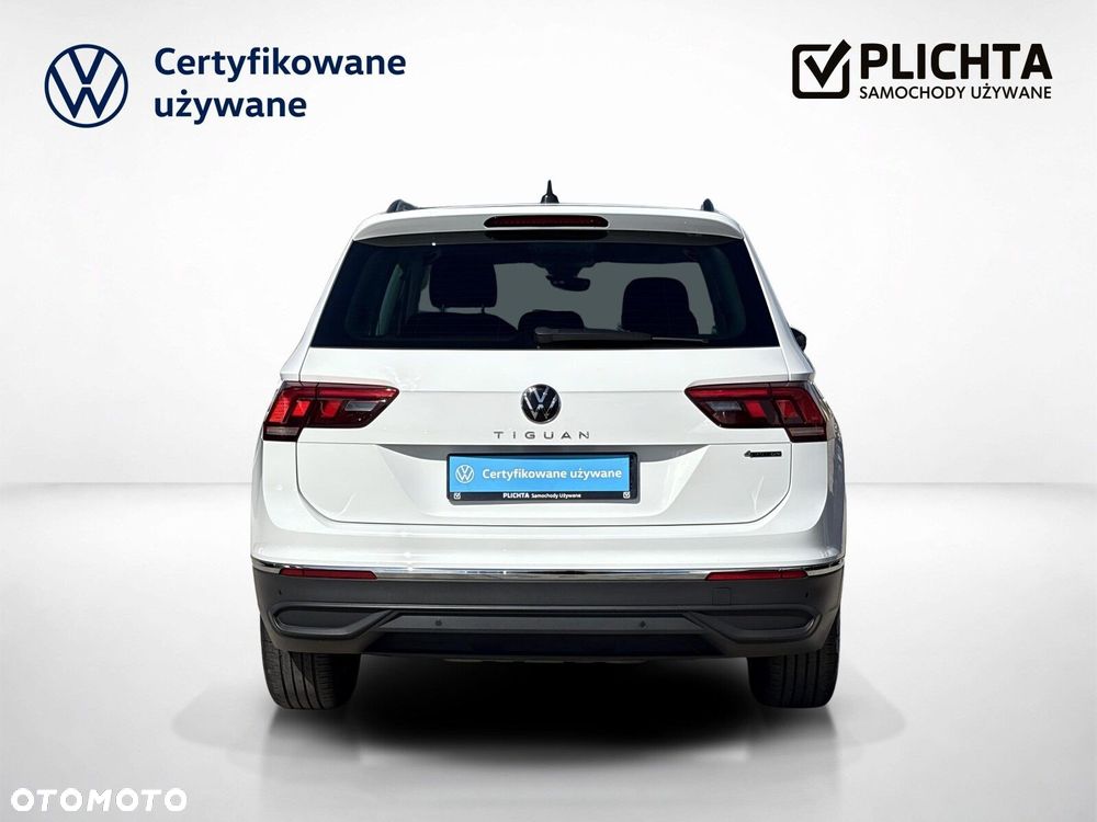 Volkswagen Tiguan - 5