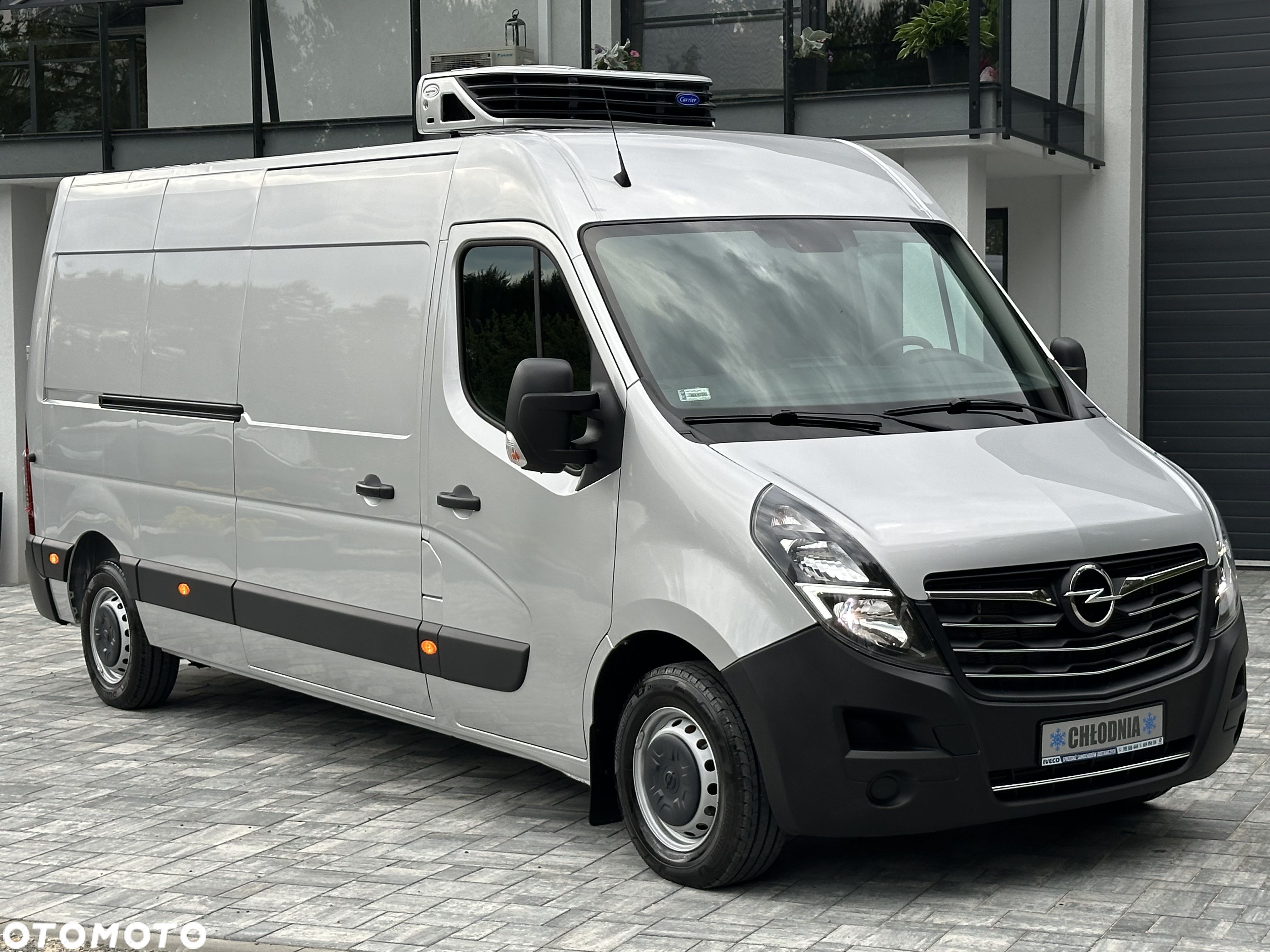Renault Master L3H2 Chłodnia Carrier Xarios 350 / Zasilanie postojowe 230V / Bogata wersja wyposażenia / Lakier srebrny metalik / Salon PL / FV23% - 1