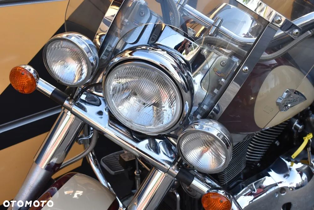 Suzuki VL 1500 Intruder LC - Boulevard C90 - 25