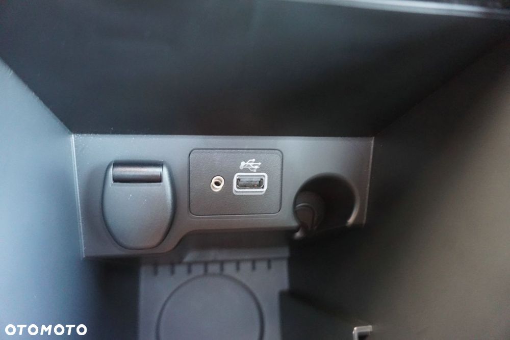 Nissan Qashqai 1.3 DIG-T N-Connecta - 23