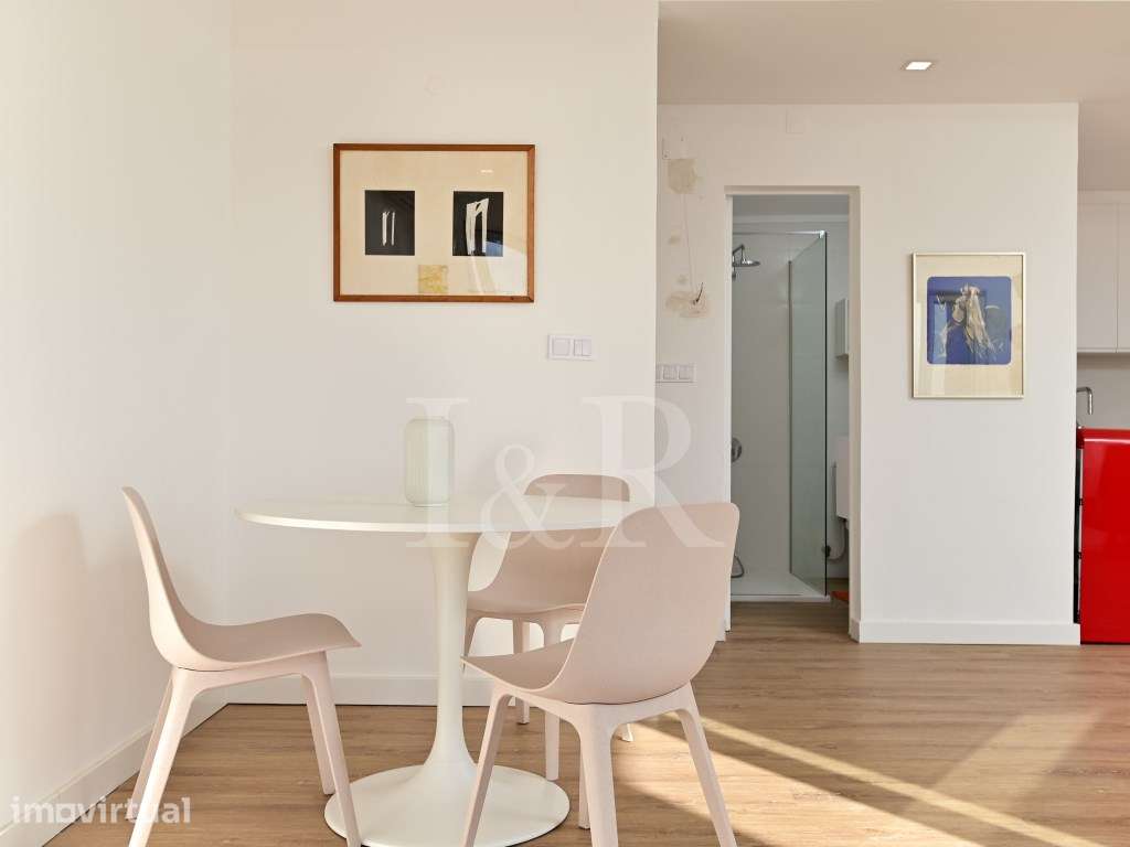 Home office com varanda e vista rio no Chiado, Lisboa - Grande imagem: 5/16