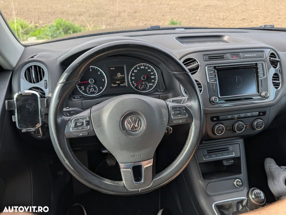 Volkswagen Tiguan 2.0 TDI SCR BlueMotion Technology Sport & Style - 11