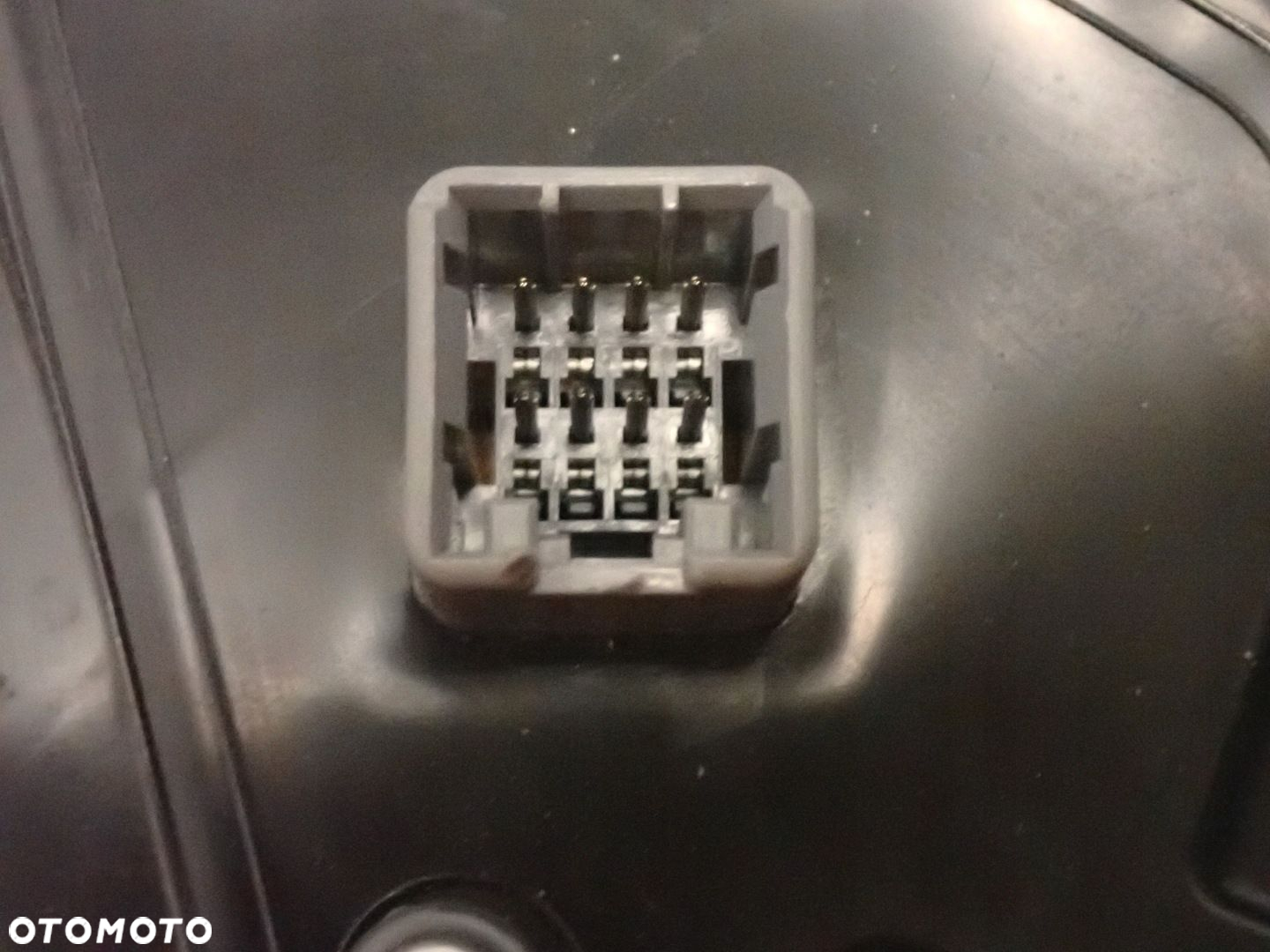 KIA CEED 09-11 LUSTERKO PRAWE ELEKTRYCZNE 8 PIN A3 - 10