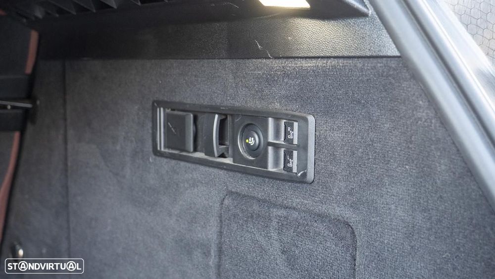 BMW iX xDrive 40 Pack Desportivo - 13