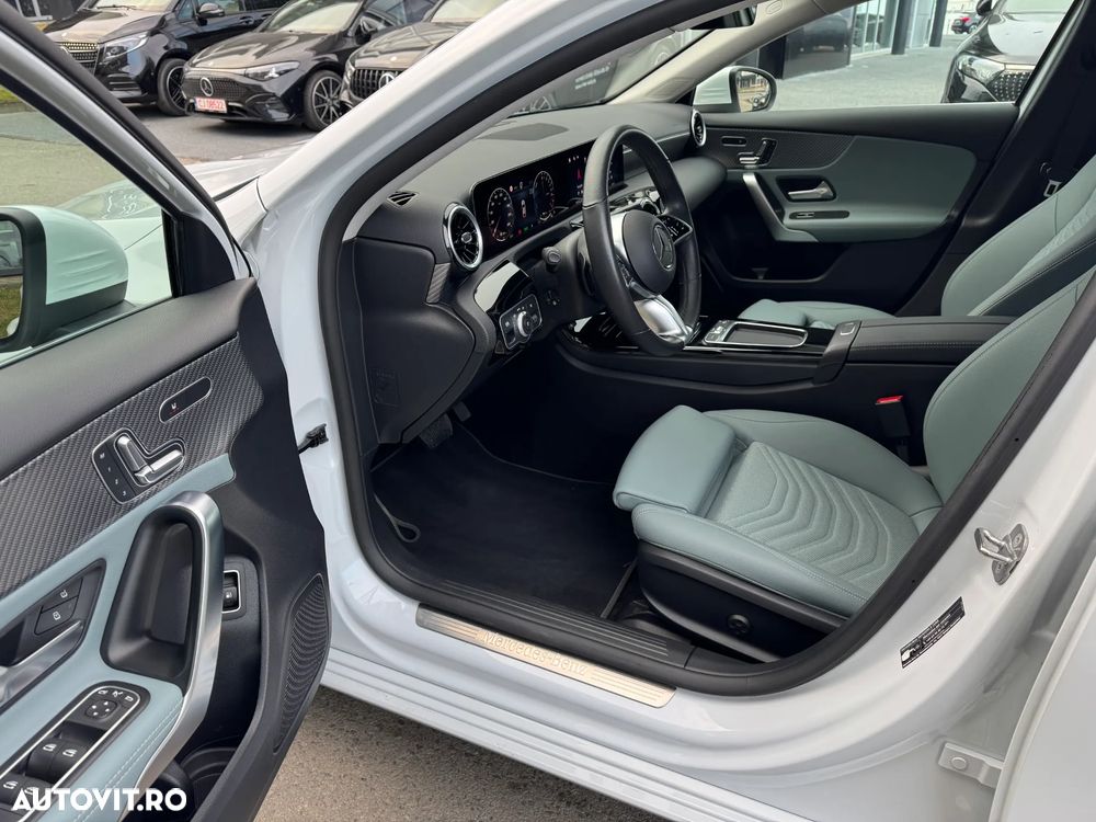 Mercedes-Benz A 250 e Sedan 8G-DCT Lim. Progressive Advanced - 5