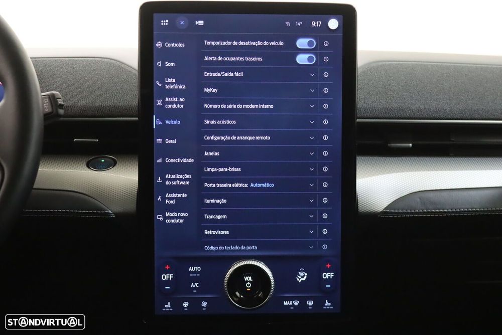 Ford Mustang Mach-E - 28