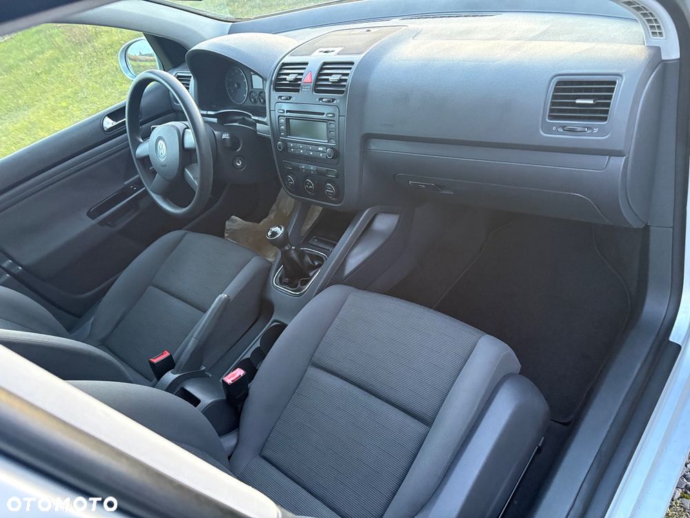 Volkswagen Golf - 19