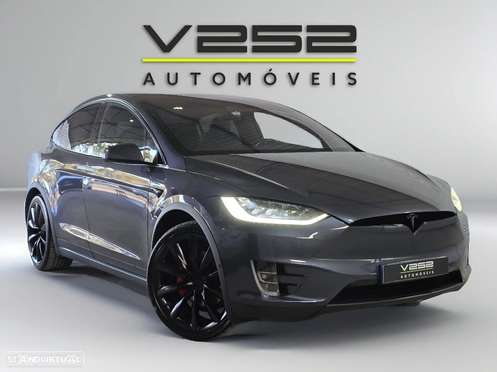 Tesla Model X Performance - 1