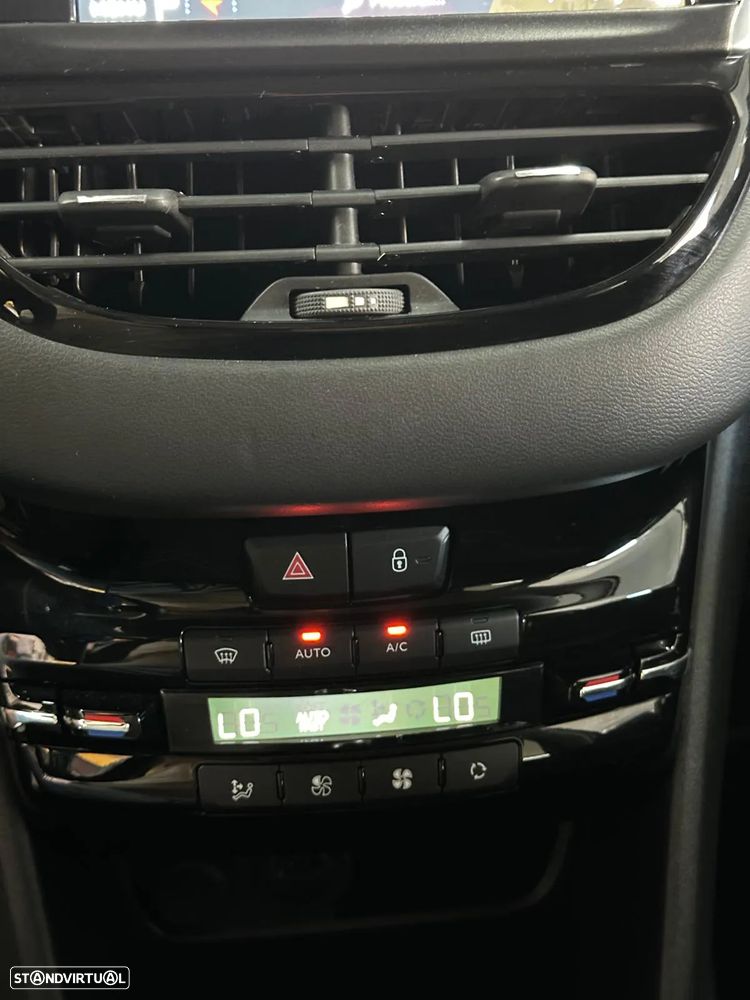 Peugeot 208 PureTech 110 Stop & Start Tech Edition - 11