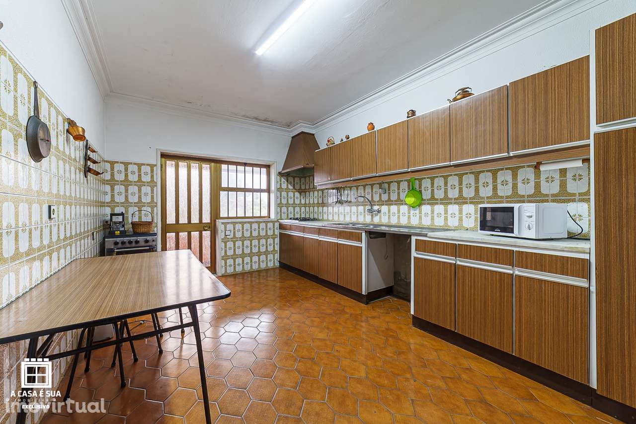 Moradia T4 de três frentes em Baguim do Monte - Exclusivo - Grande imagem: 3/34