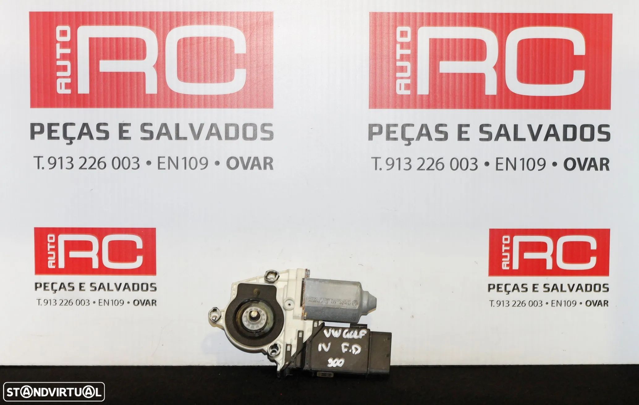 MOTOR ELEVATÓRIO DO VIDRO DIANTEIRO DIREITO VW GOLF IV - 1