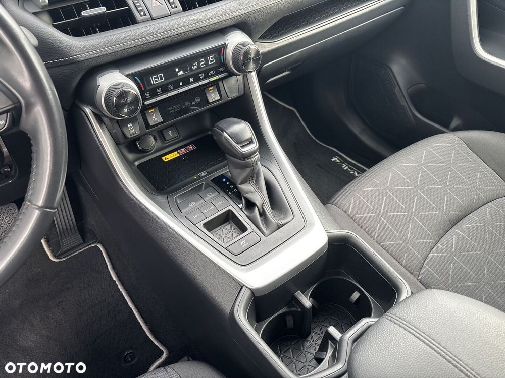 Toyota RAV4 - 17