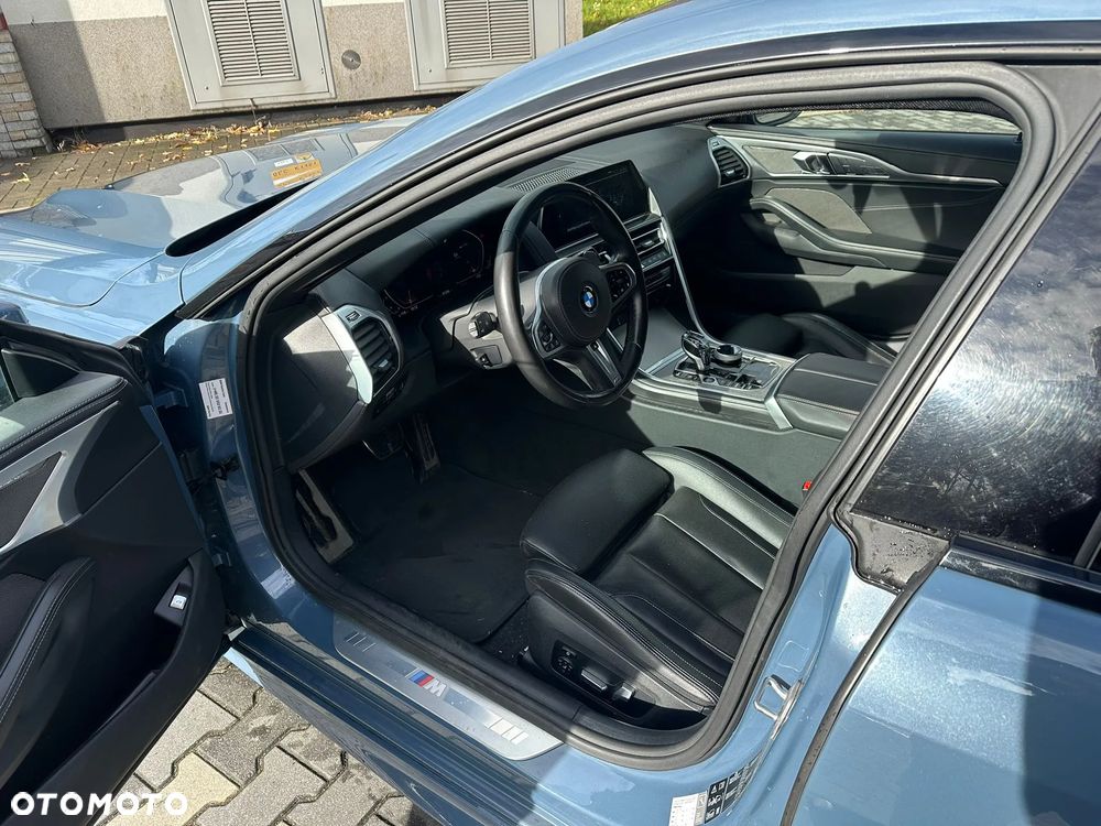 BMW Seria 8 840i xDrive - 11
