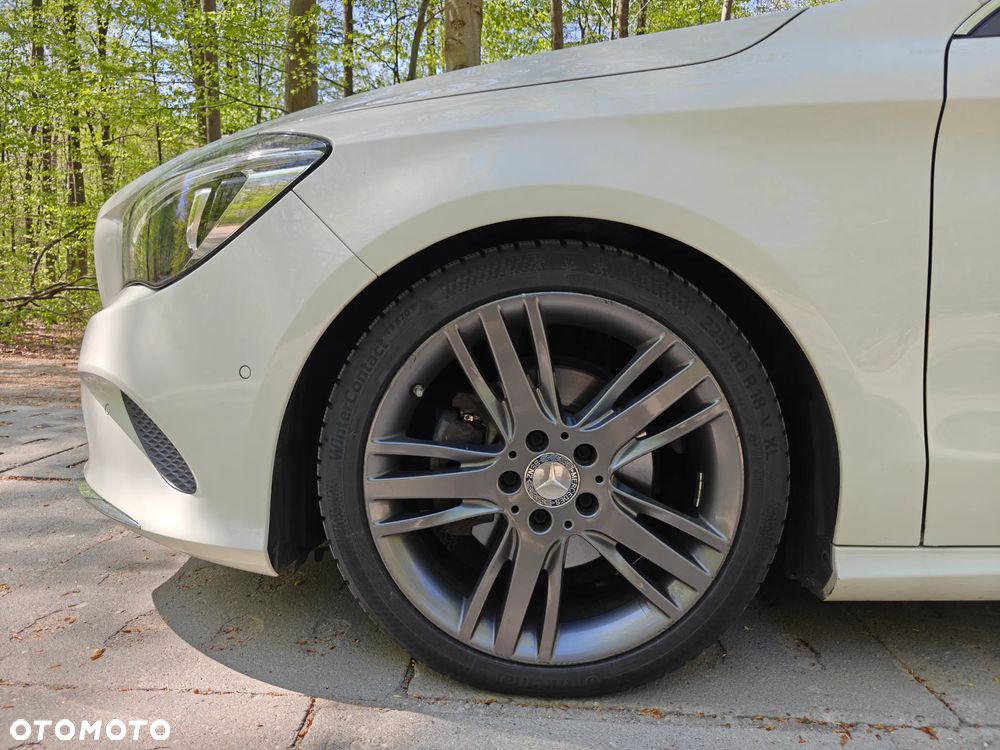 Mercedes-Benz CLA - 17
