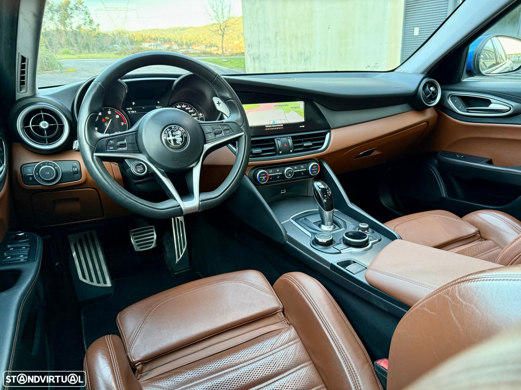 Alfa Romeo Giulia 2.0 Turbo 16V AT8-Q4 Veloce - 10
