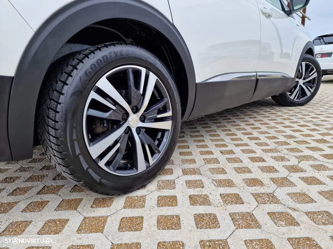 Peugeot 5008 1.5 BlueHDi GT Line EAT8 - 25