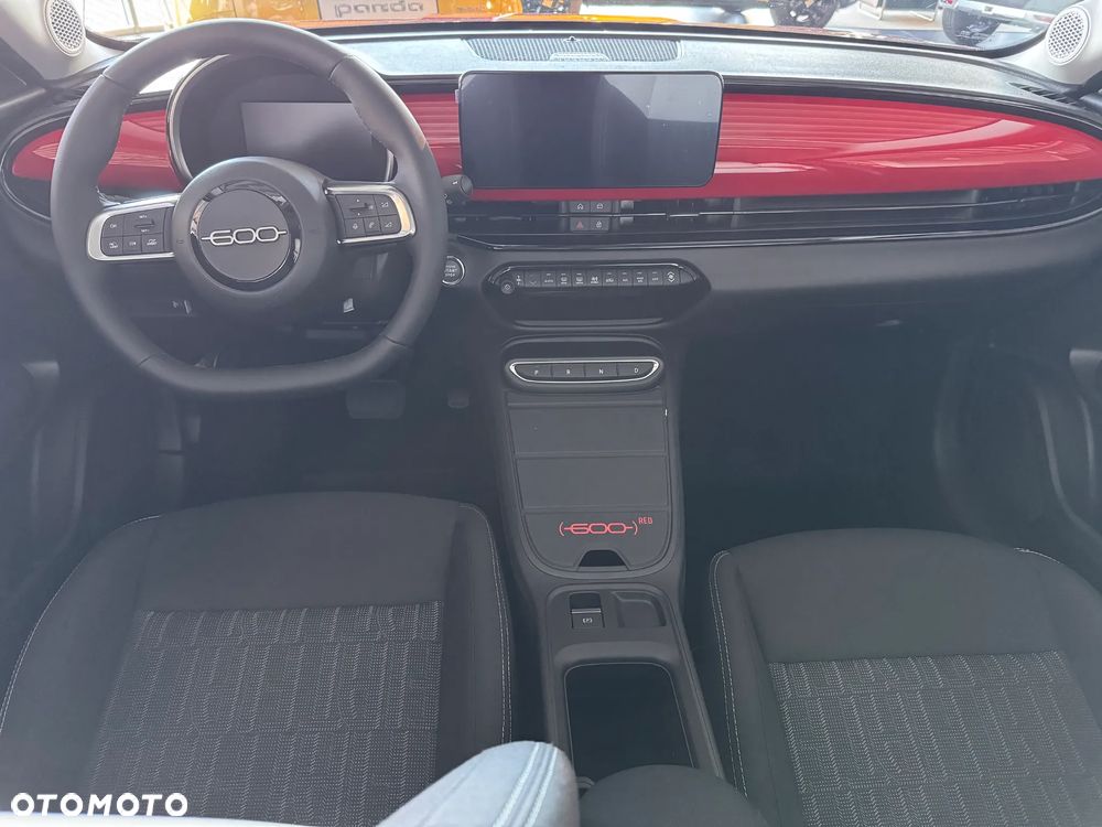 Fiat 600 1.2 Turbo Icon eDCT - 7