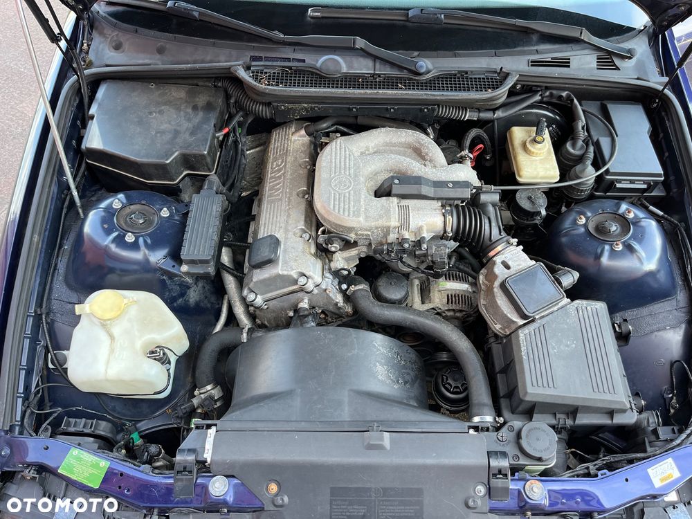 BMW Seria 3 - 33