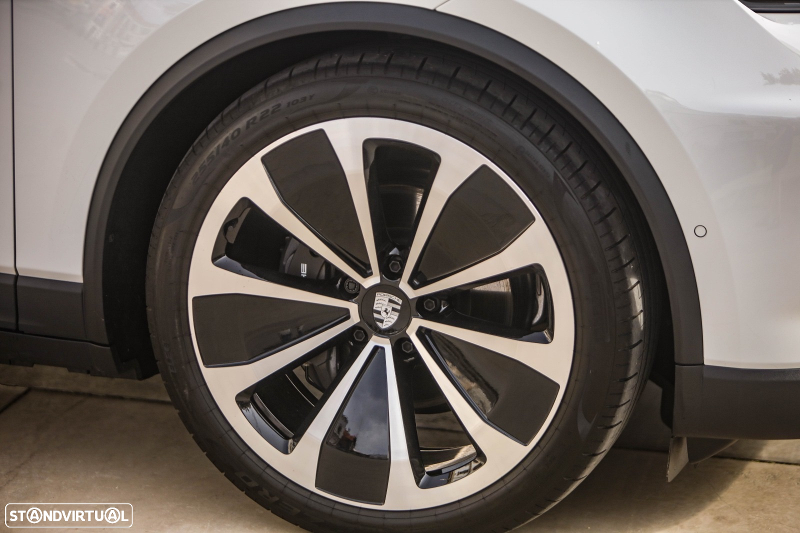 Porsche Macan Electric 4 - 27