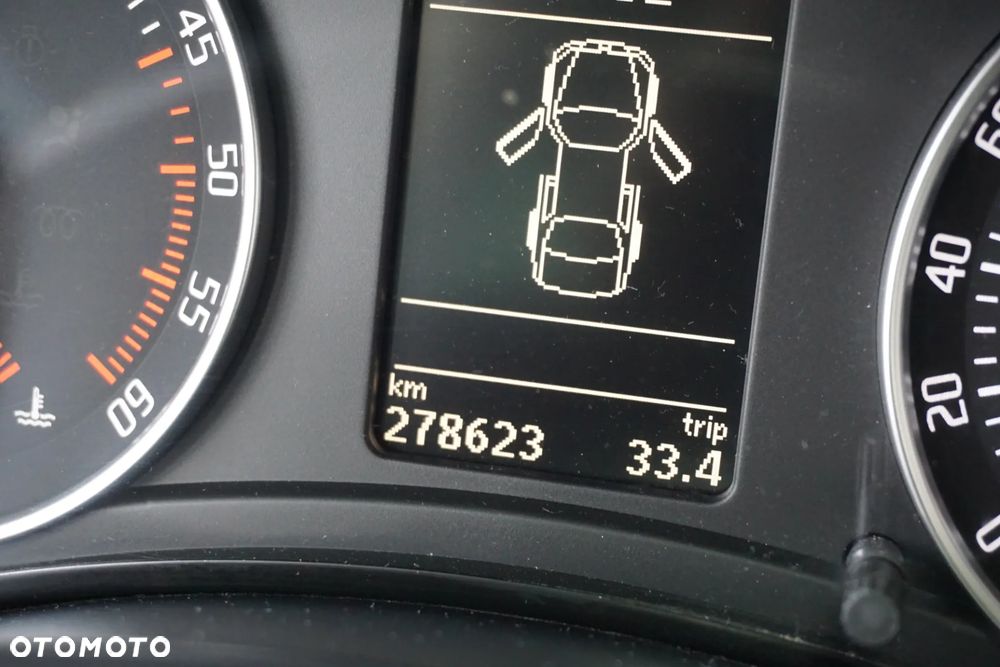 Skoda Octavia 2.0 TDI DPF 4x4 Scout - 40
