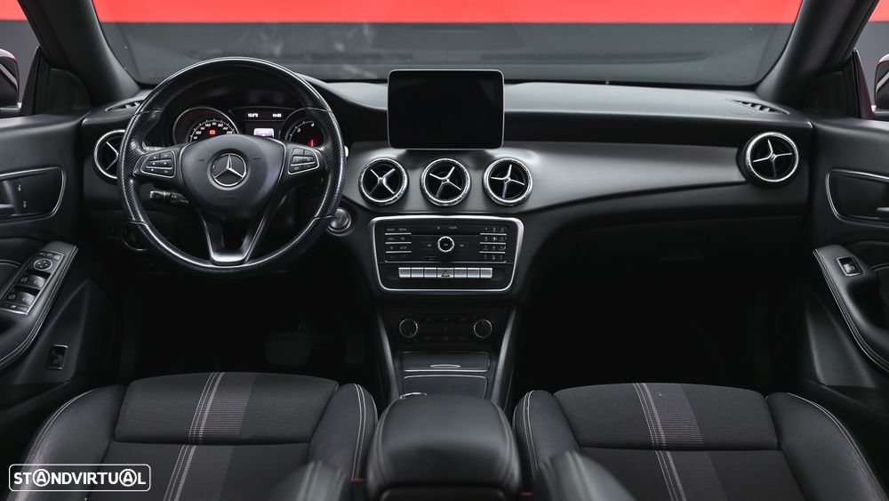 Mercedes-Benz CLA 200 d Shooting Brake Urban Aut. - 57