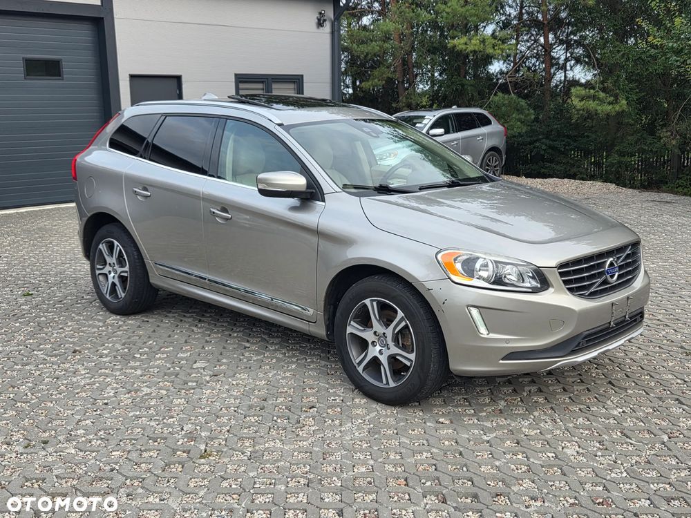 Volvo XC 60 T6 AWD Summum - 2