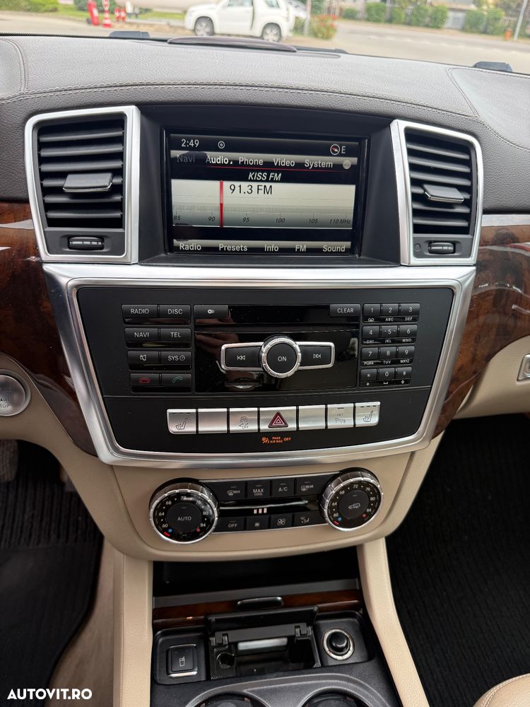 Mercedes-Benz GL 350 BlueTEC 4Matic 7G-TRONIC - 14