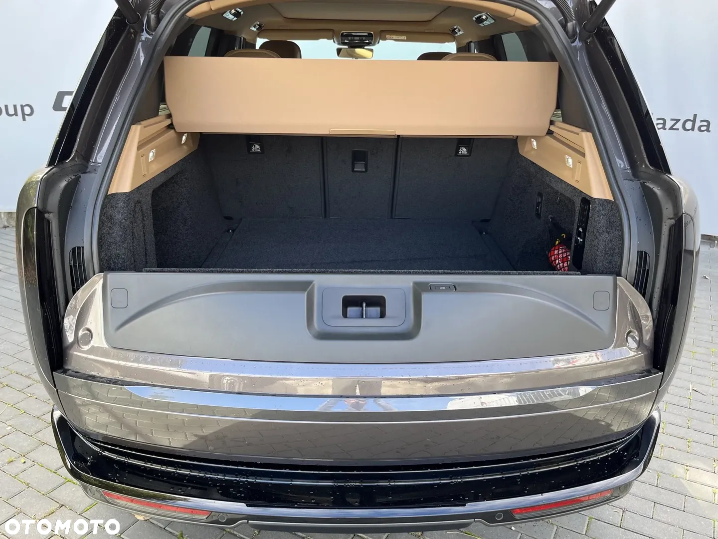 Land Rover Range Rover P550e Hybrid HSE - 13